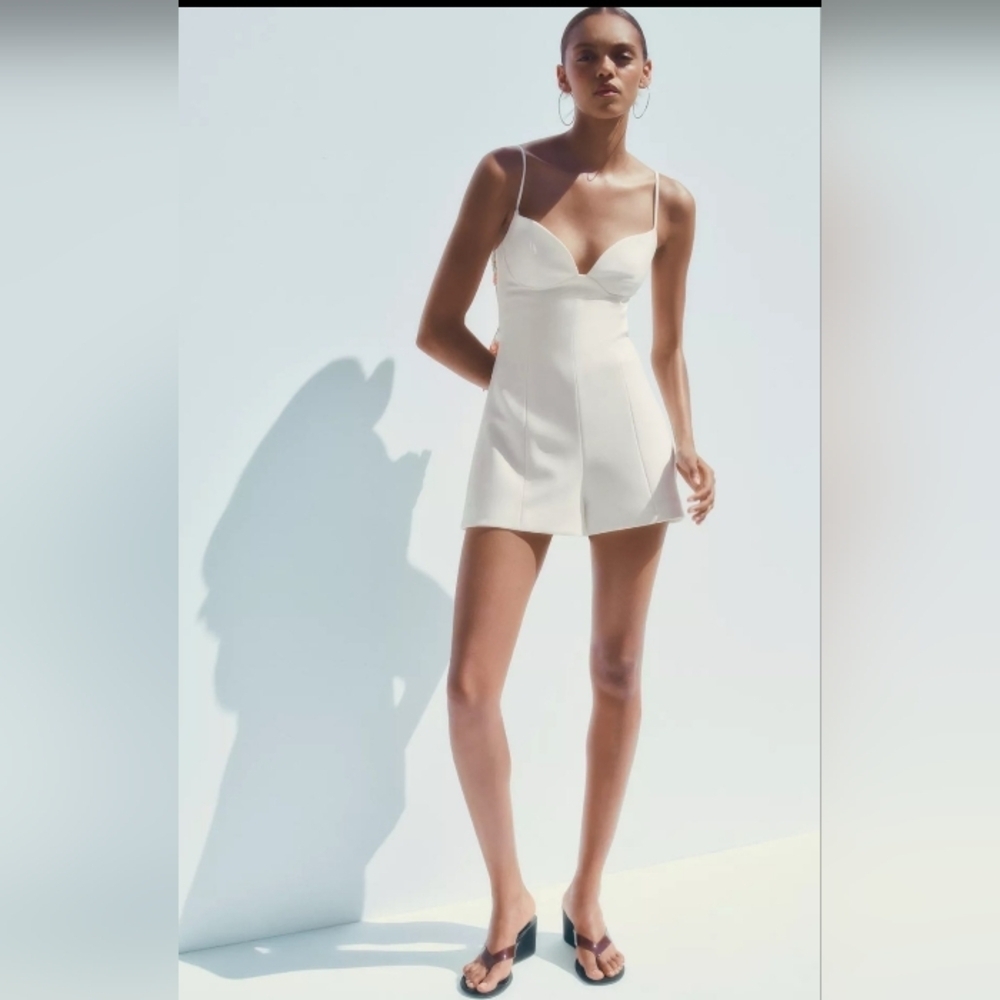 Zara Cut Out Handkerchief Short Jumper